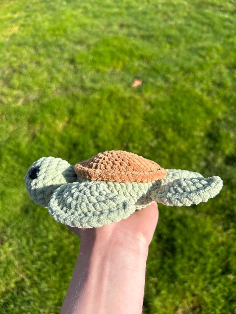 Crochet No-Sew Sea Turtle Pattern
